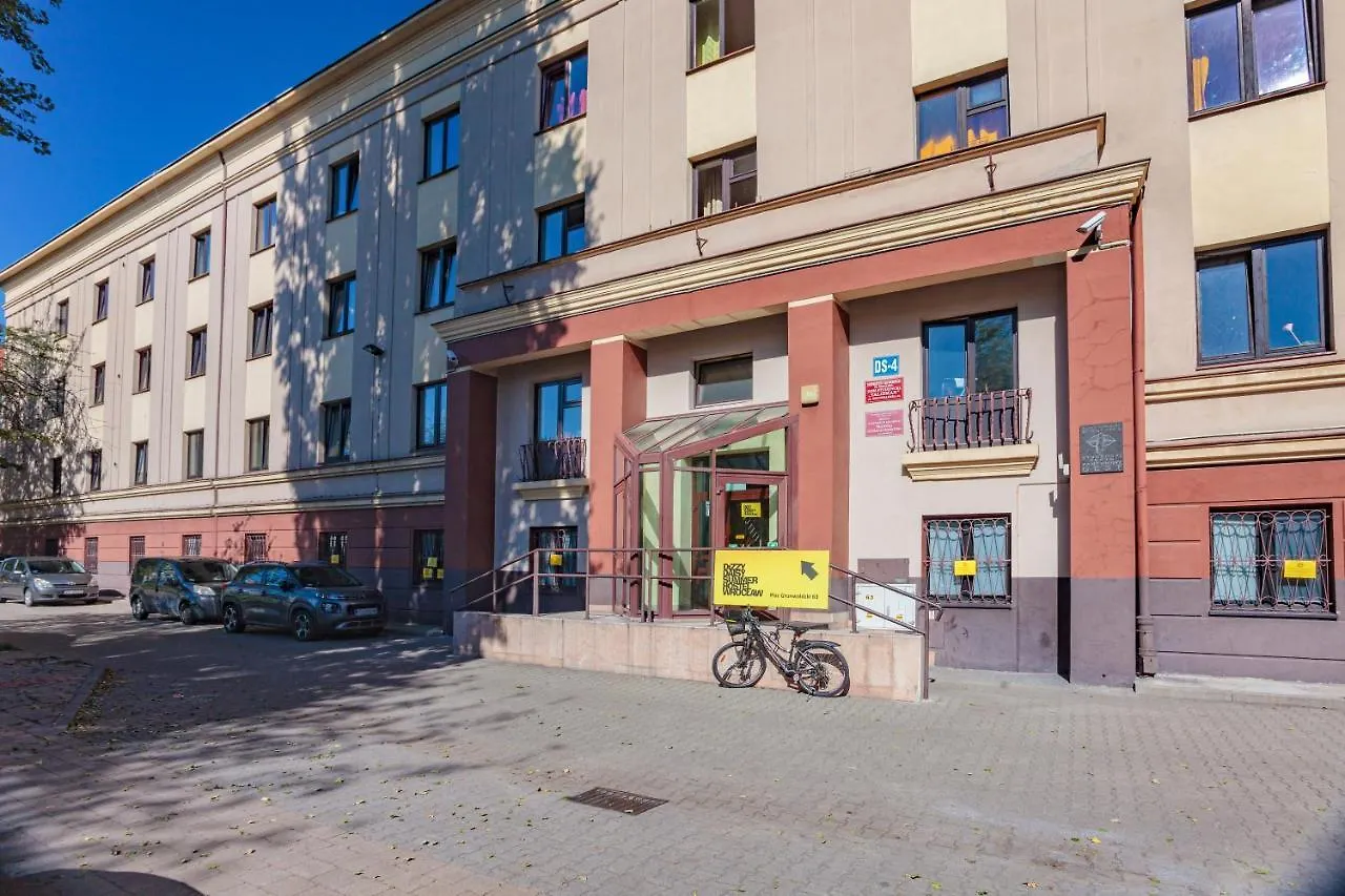Dizzy Daisy Hostel Wroclaw Polonya