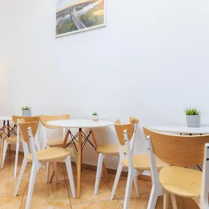 Moon Hostel Varşova