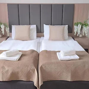Lothus Hotel